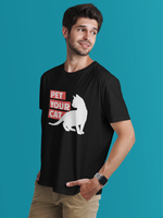 Man posing in cool cat t-shirt